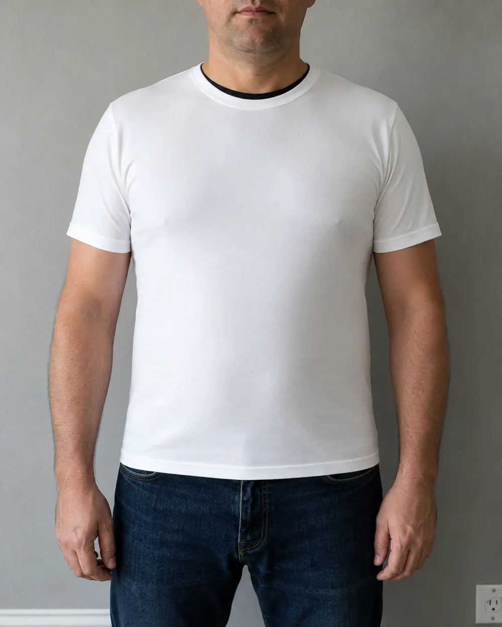AVEC LE T-SHIRT